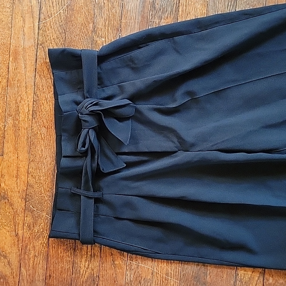 Size 2 Madewell Black Paperbag Tie Pants